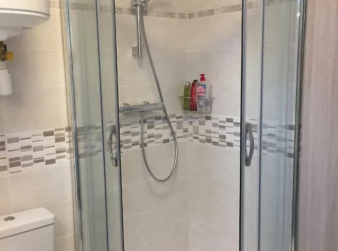 Lejlighed Les Meubles De Luchon - La Perle Bleue - Centre Luchon, Beau T2, 2 A 4 Personnes, Wifi